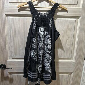 Women's XL Boutique Bandana Dress with Embroidered Top